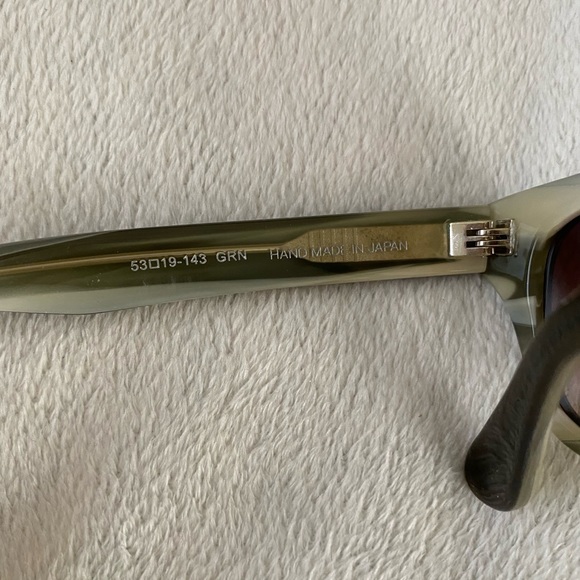 Black Derek Lam sunglasses - Picture 4 of 4